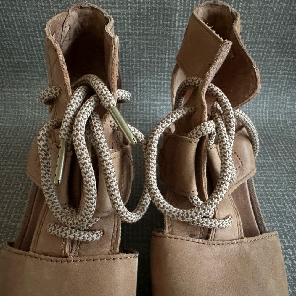 Sorel Joanie II Lace Wedge Sandal Size 7.5 Camel Taupe Leather Open Toe Lace-Up - Picture 14 of 14